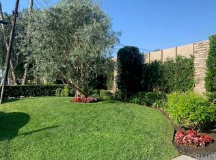 10333 La Reina Ave, Downey, CA 90241