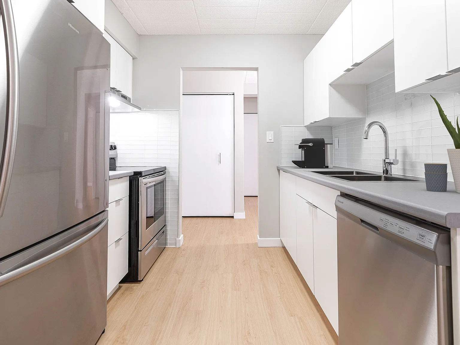 Alexander Park — Photo 3