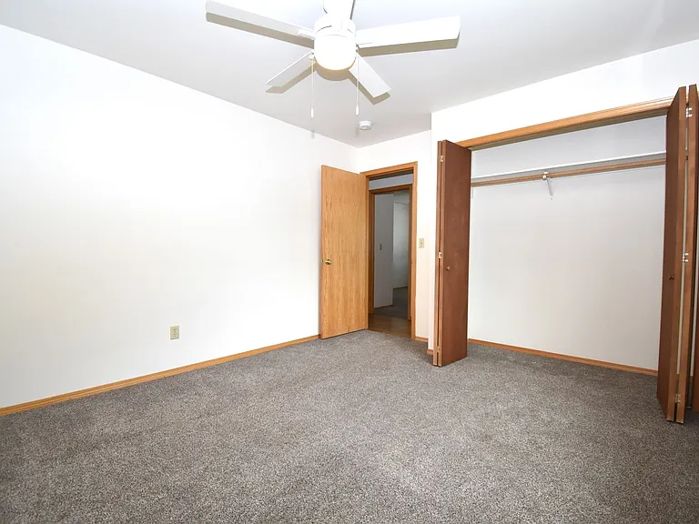 8 Michael Grove Ave #14 — Photo 22