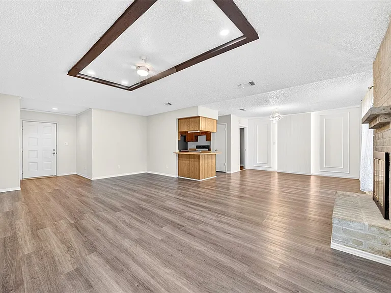 11103 Bellerive Dr — Photo 5