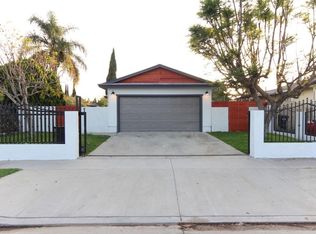 12111 S San Pedro St, Los Angeles, CA 90061