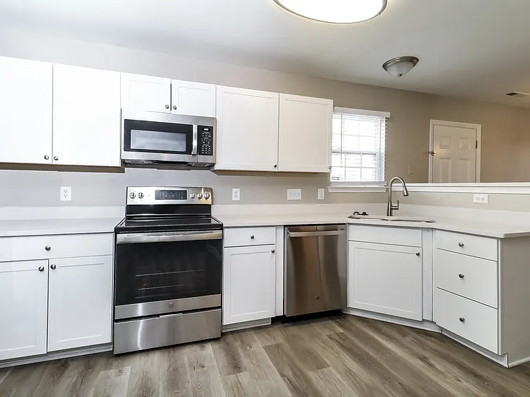 3307 Reid Brook Ln — Photo 9