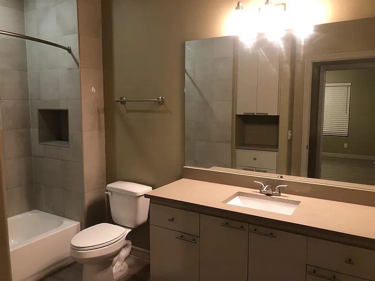 705 Murphy Ave #11 — Photo 4