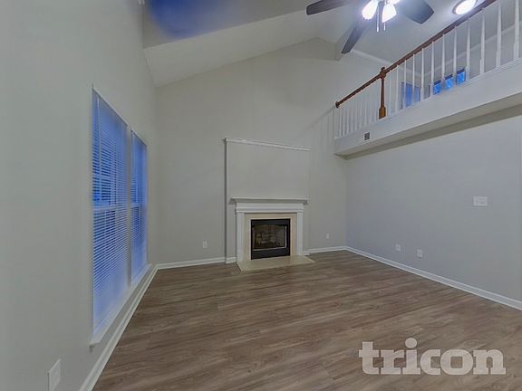 3rd image of 149 Lantana Dr