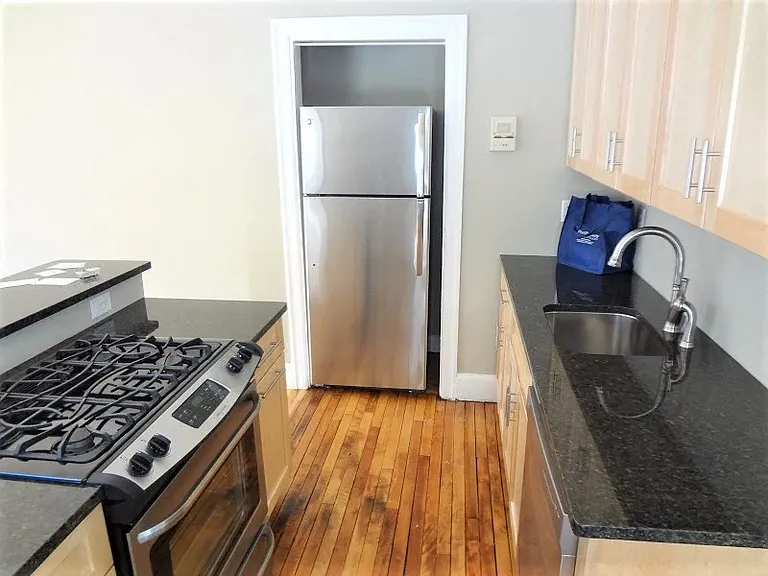 55 William St #2 — Photo 2