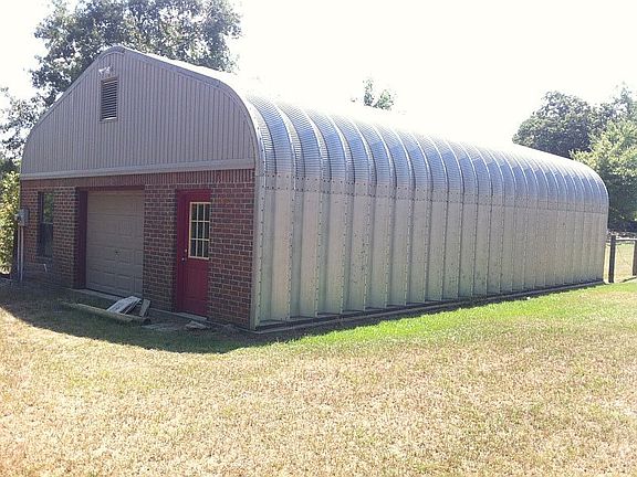 3rd image of 115 Ouachita Ave