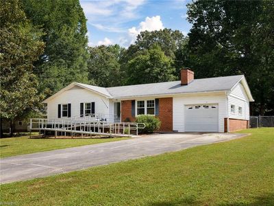 121 Richmond Dr, Lexington, NC, 27295