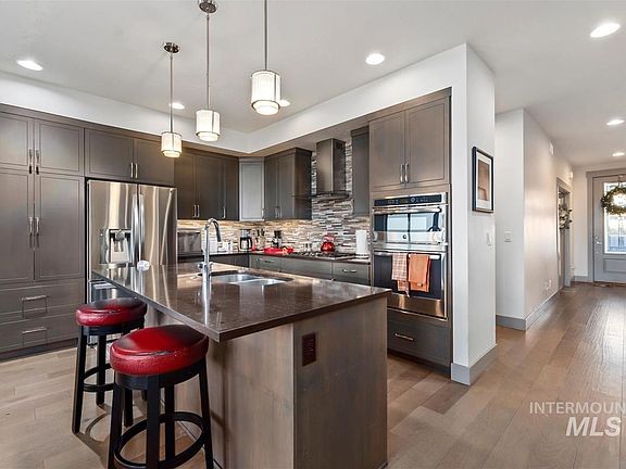 5th image of 24398 Tombstone Ridge Ct