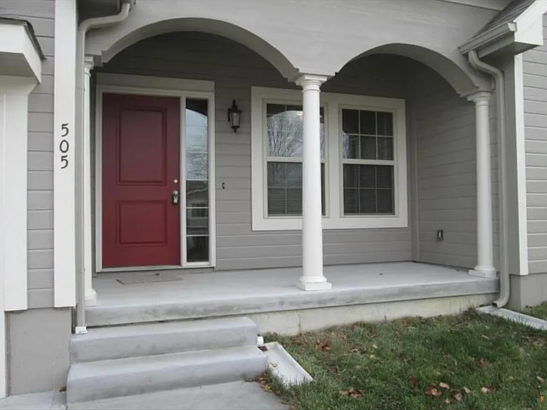 505 NW Highcliffe Dr — Photo 5