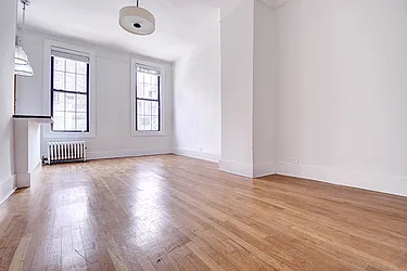 Rented by Urbane Brokerage