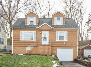 114 Davenport Ave, Akron, OH 44312