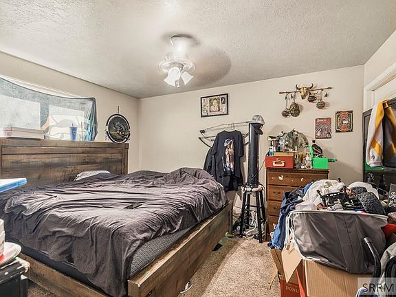 5th image of 4021 E 109 N