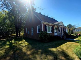 106 E 3rd Ave, Lawrenceville, VA 23868