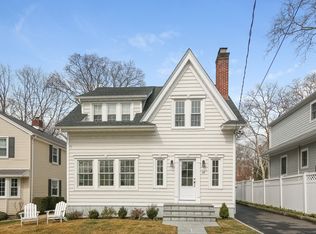 96 Glen Oaks Dr, Rye, NY 10580