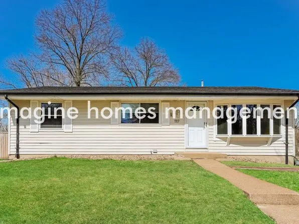1117 Burgundy Ln, Ballwin, MO 63011