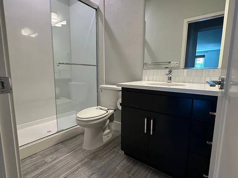 360 W Thurman Ave — Photo 14