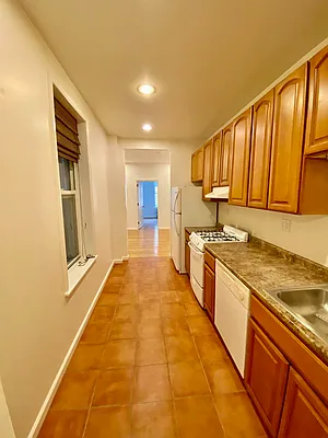 Rented by Douglas Elliman | media 20