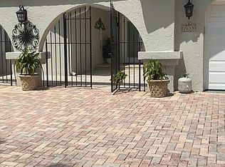 2633 SW 23rd Cranbrook Ct, Boynton Beach, FL 33436