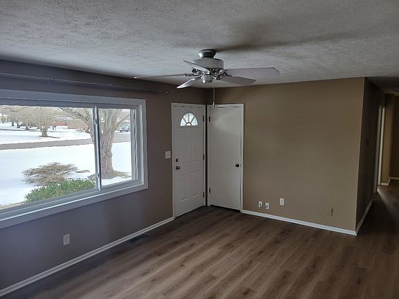 2nd image of 9064 Heather Ln