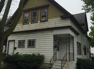 2001 S 29th St, Milwaukee, WI 53215