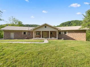 1181 Pine Mountain Rd, Sevierville, TN 37862