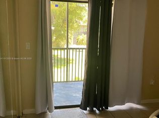 10370 SW 220th St APT 221, Miami, FL 33190