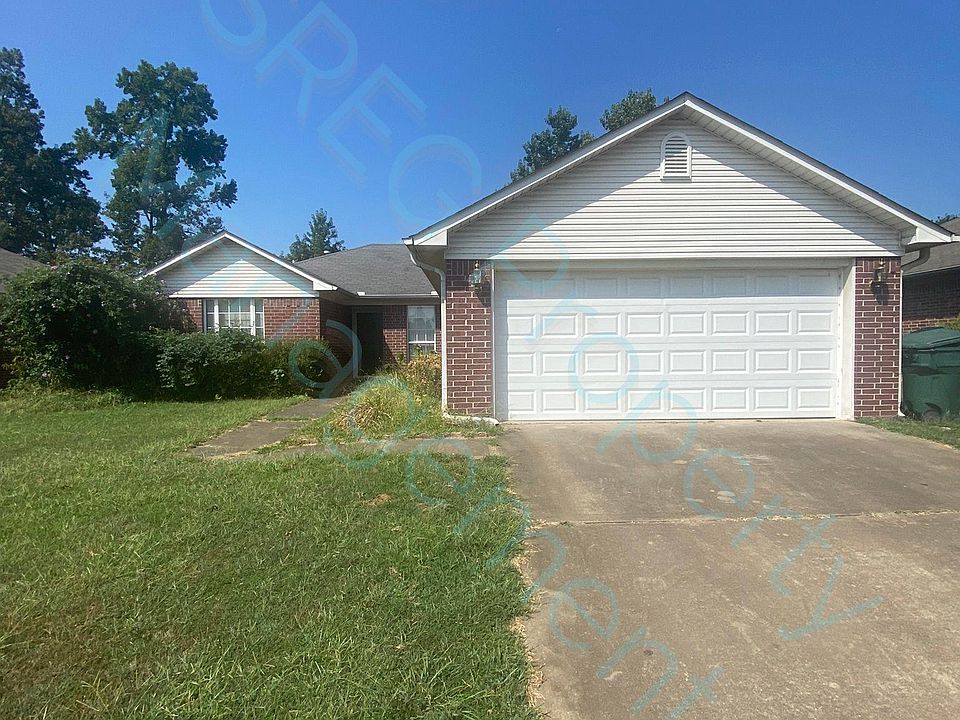 1st image of 805 Woodard Dr