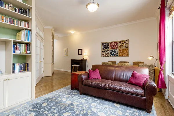 Rented by Town Residential | media 4