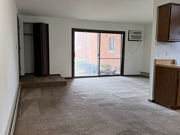 2nd image of 15729 Thomas Ln #1B