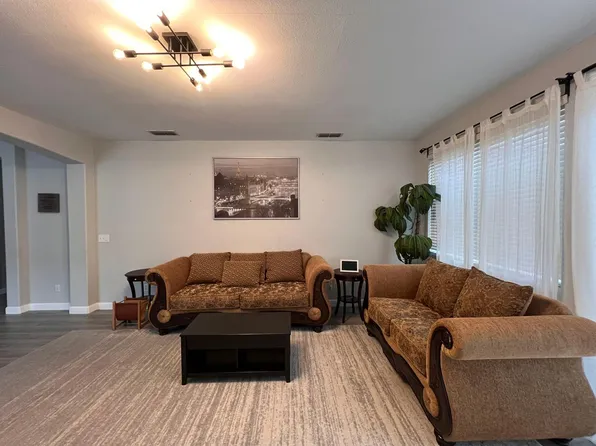 3108 Tintorera Way, Sacramento, CA 95833