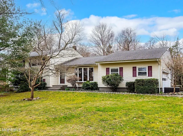 47 Cloverdale Circle, Tinton Falls, NJ 07724