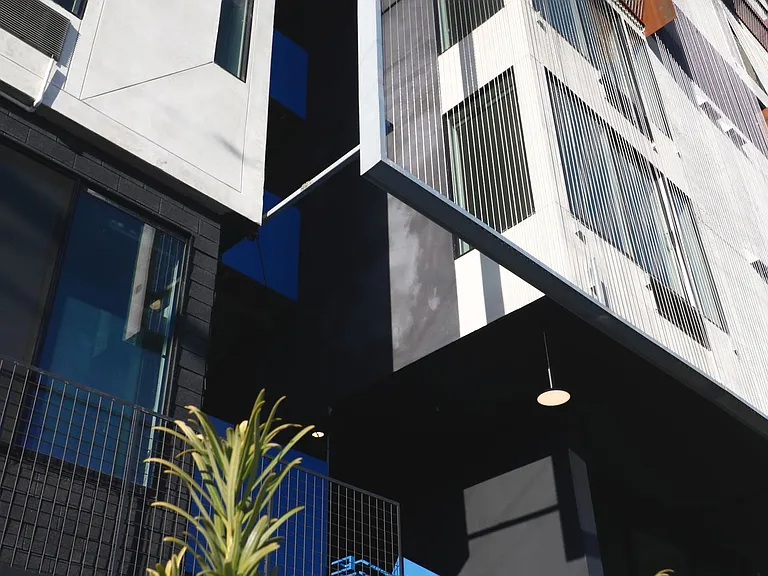 Harvey Hillcrest — Photo 2