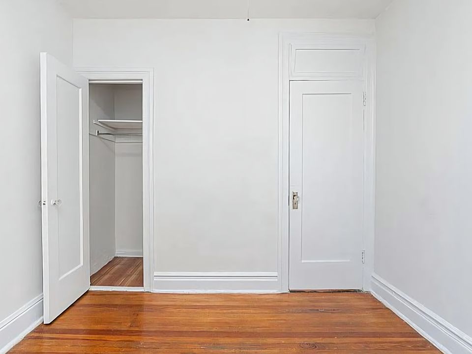 1st image of 30-86 32nd St #33