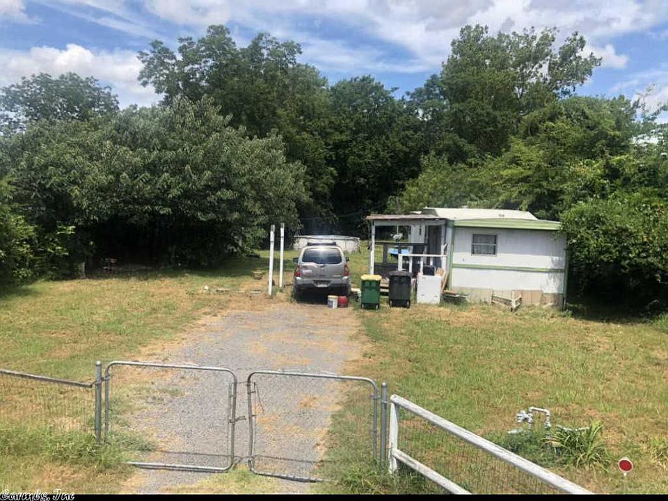 2nd image of 5937 Roundtop Dr