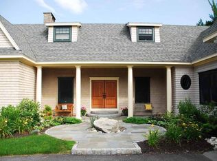 141 Woodlands Dr, Falmouth, ME 04105