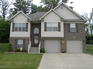 16414 Taunton Vale Rd, Louisville, KY 40245