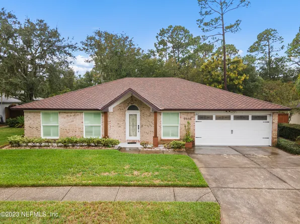 2888 SANS PAREIL Street, Jacksonville, FL 32246