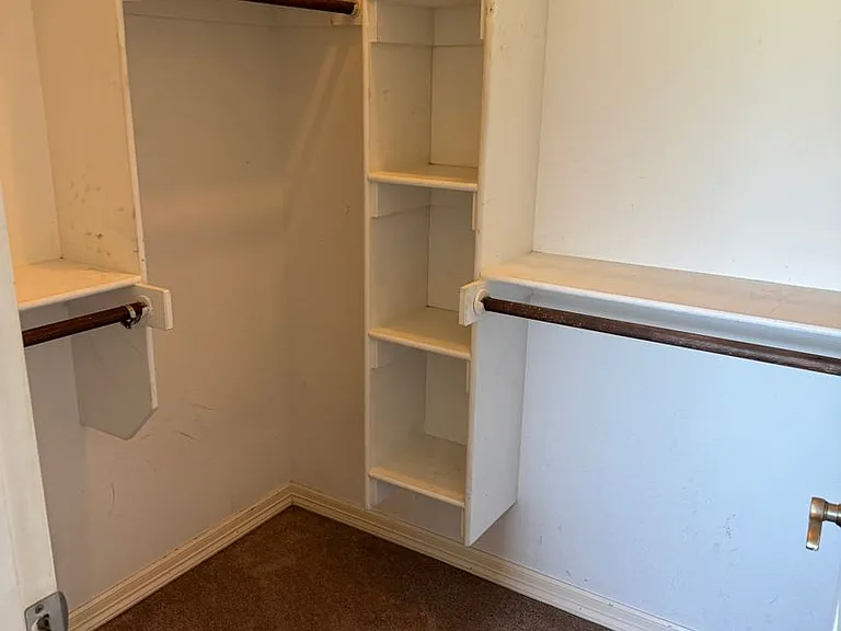 410 Ash St — Photo 16
