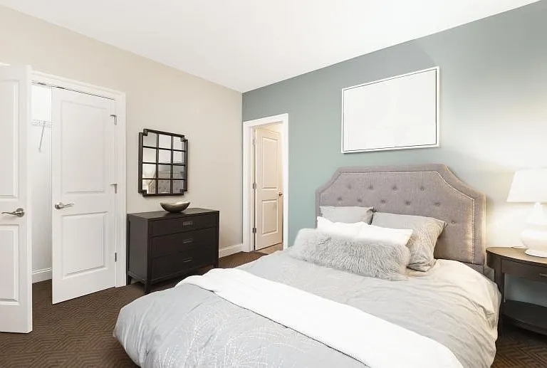 SCHENLEY APARTMENTS — Photo 12