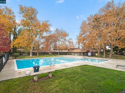 5497 Roundtree Dr APT B, Concord, CA, 94521