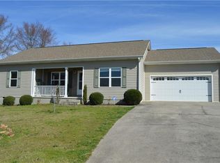 14 Dana Way, Cartersville, GA 30121