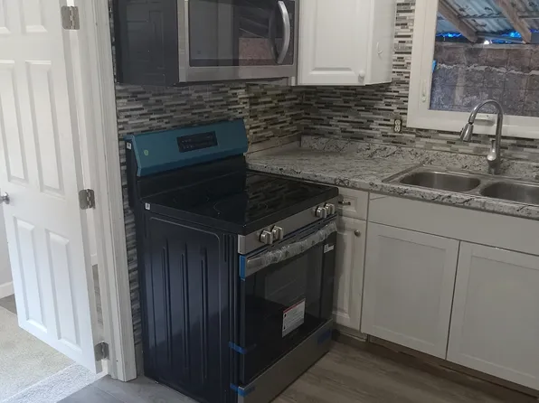 135 Tomlin Ave, Villas, NJ 08251