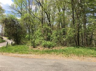 1329 Johnson Rd, Charleston, WV 25314