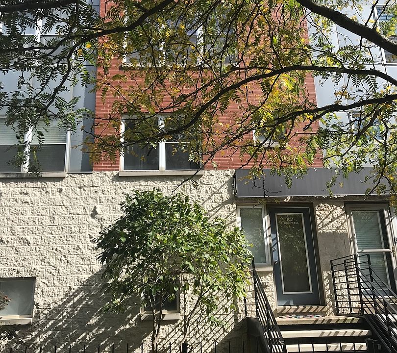 1st image of 1821 N Rockwell St