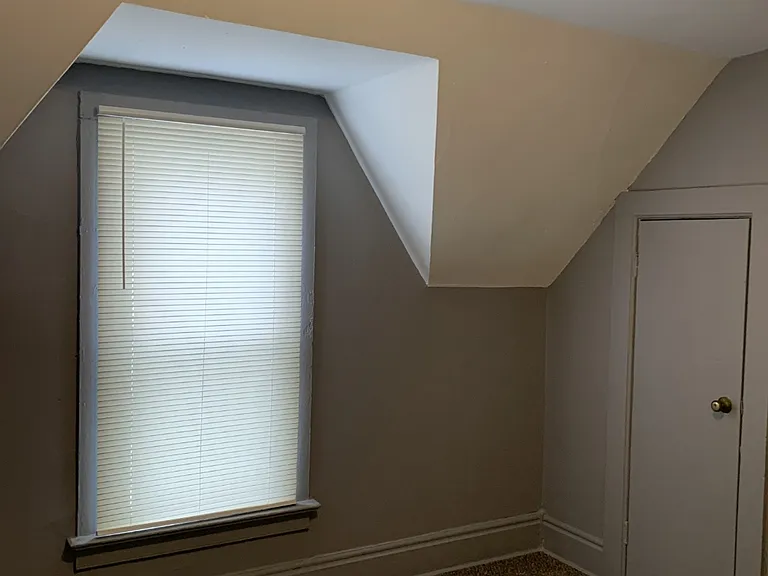40 Hubbard Ave #3 — Photo 6