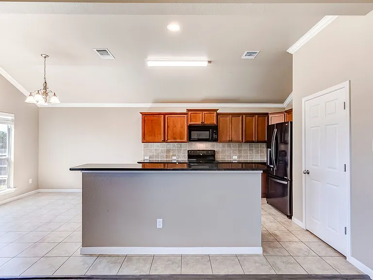 7431 Amber Meadow Loop — Photo 10