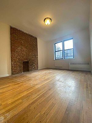 2nd image of 207 E 89th St APT B17
