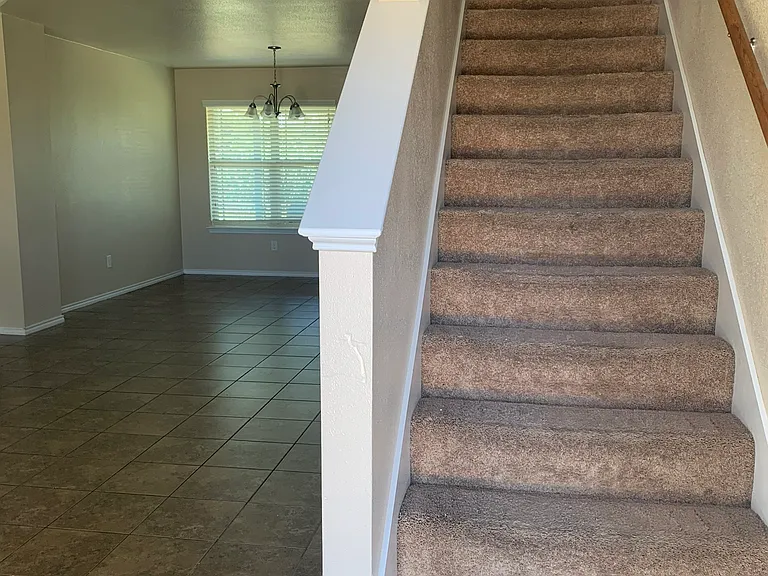 935 Brookview Dr #A — Photo 3