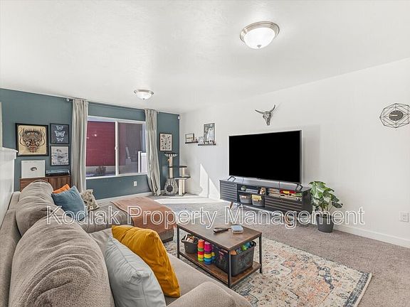 3rd image of 12368 S Andante Dr