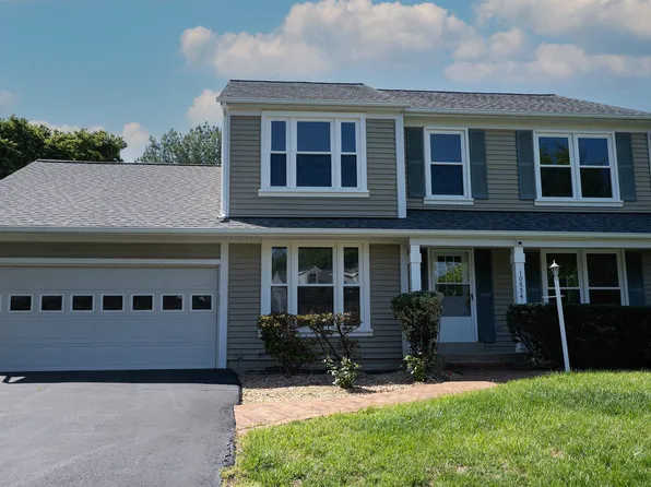 10854 Monticello Ct, Great Falls, VA 22066